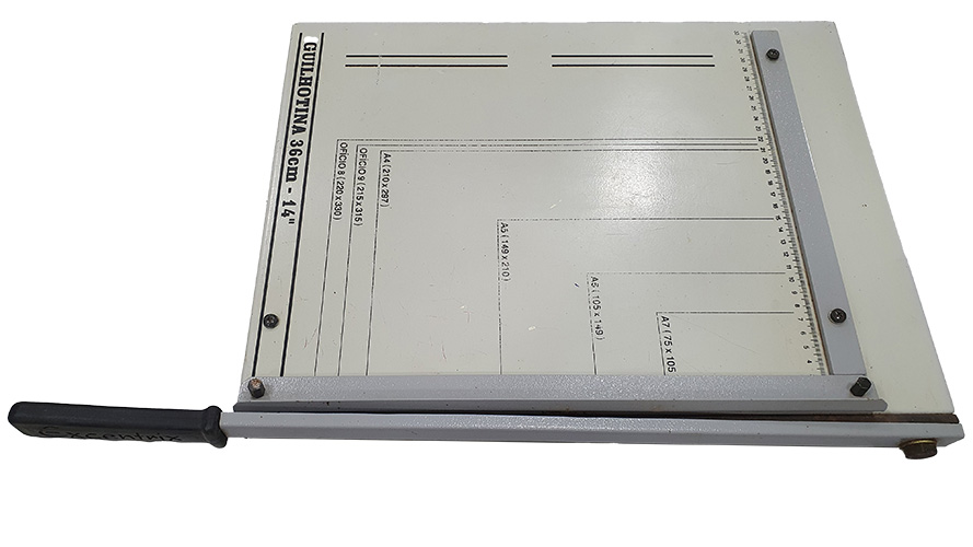 Guilhotina Manual Para Papel Ofício 36cm Em Aço Para 20 Fls