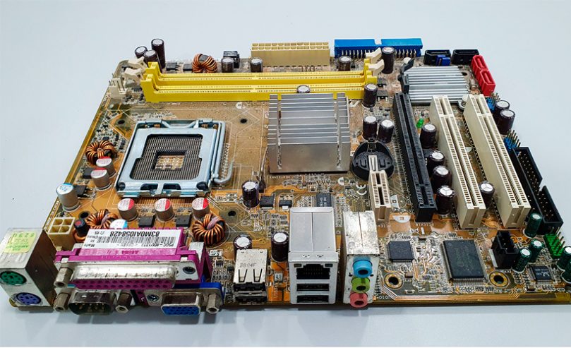 Placa Mãe Lga 775 Ddr2 -Sucata