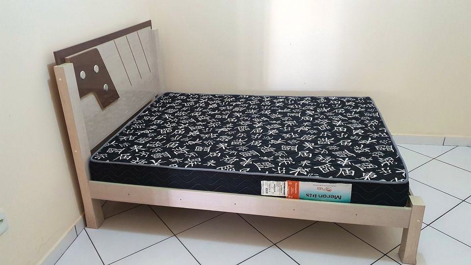 Cama da casal + colchão