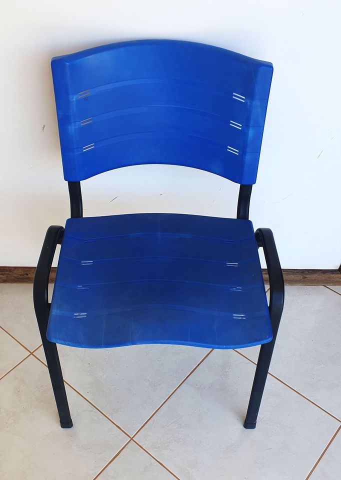 Cadeira Fixa Iso Azul