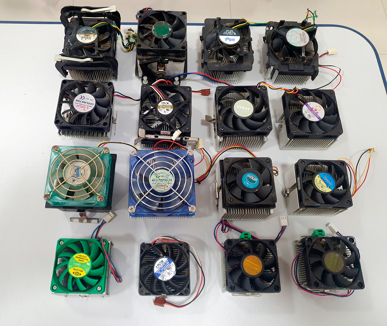 Coolers Antigos para Placa-Mãe e Processadores da Intel