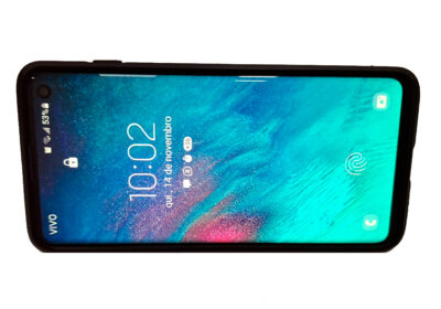 celular-samsung-galaxy-s10-preto-128gb-8gb-ram-tela-infinita-de-6-1-camera-traseira-tripla-dual-chip-powershare-leitor-digital